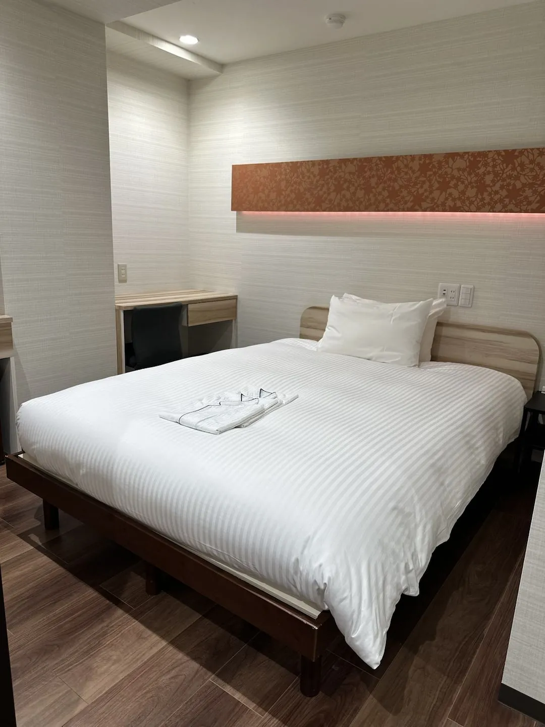 ELE Hotel 東日本橋 — 經濟大床房