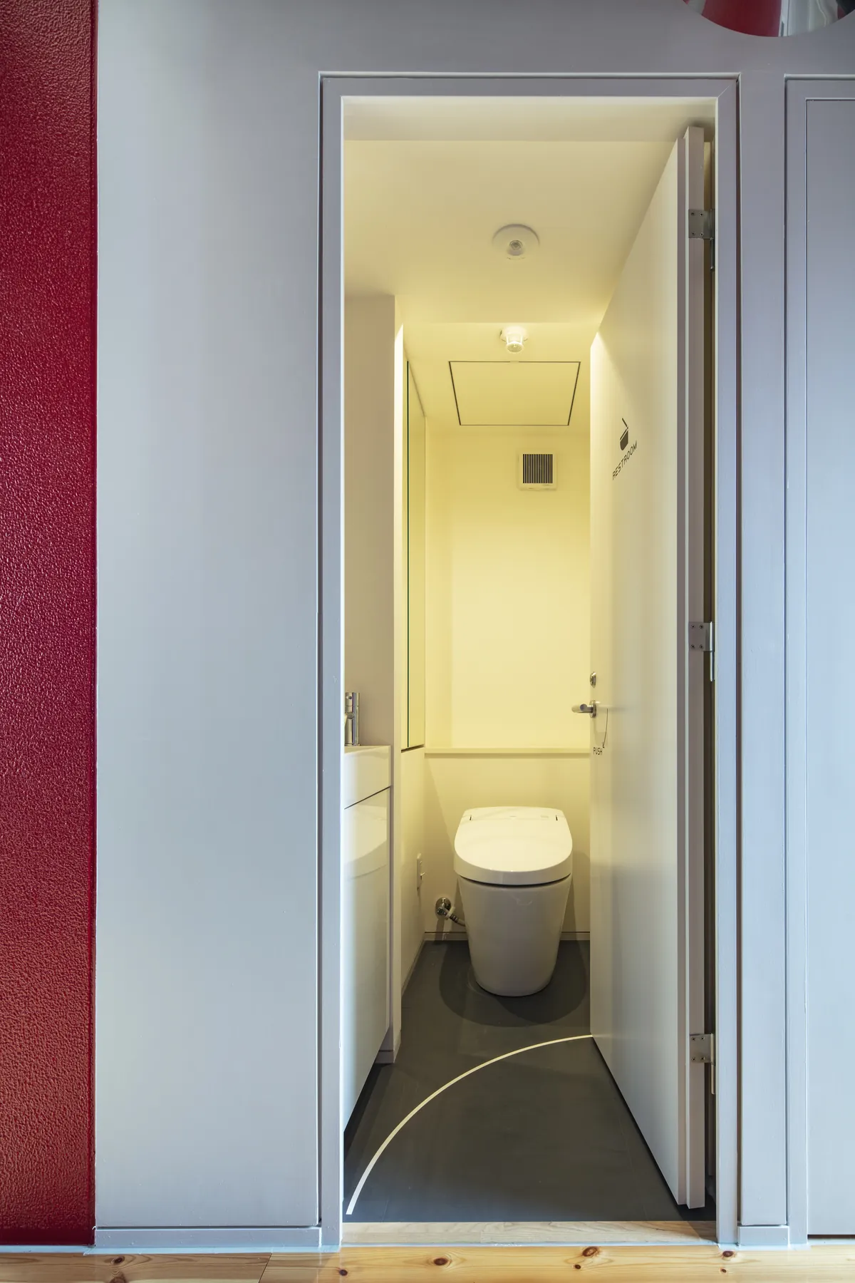 ELE Hotel Cabin 新宿歌舞伎町 — 衛浴
